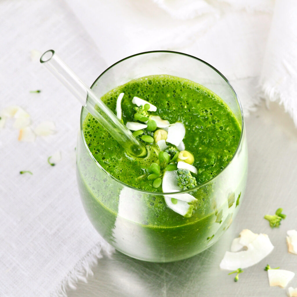 Greenie smoothie with sprouts